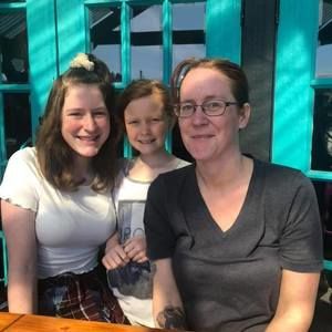 Meet your Posher, Louise